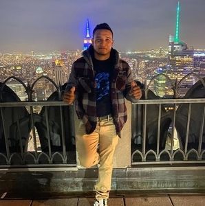 Meet your Posher, Javier